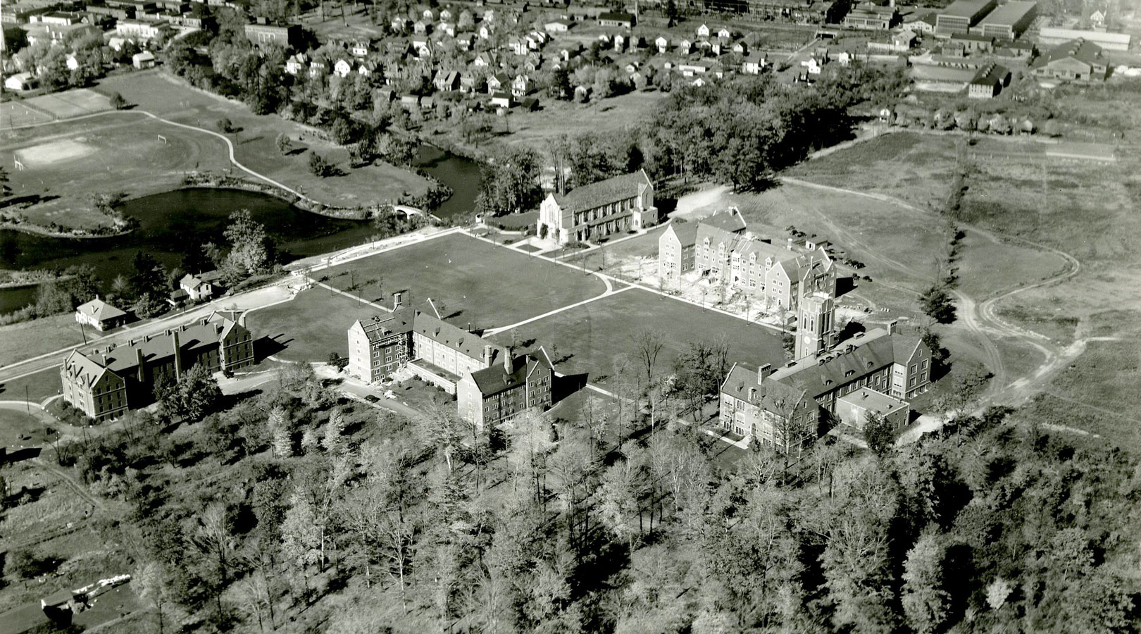 History Tour - Campus