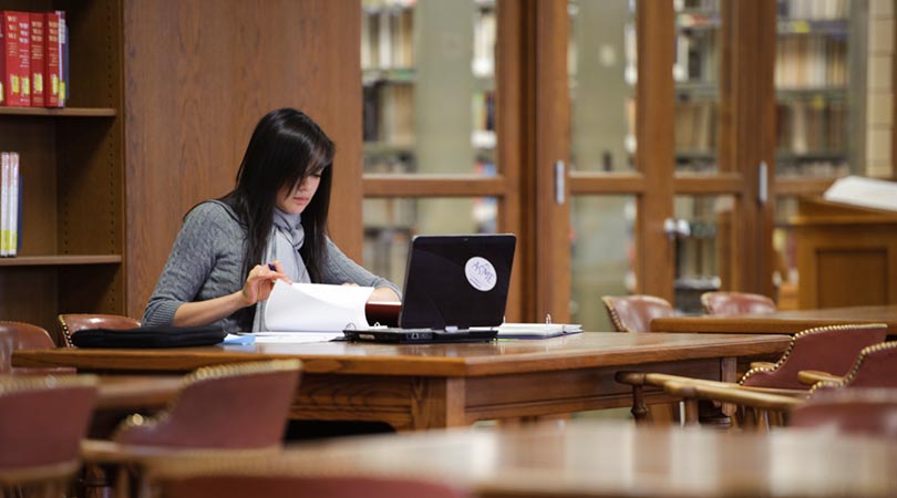 1.2.1.1.12.2-undergraduate_&_research_opportunities-body-1
