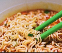 Chinese Club hosts Ramen noodle bowl event