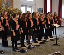 College Singers joined by Youth Chorus at concert