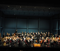 College orchestras tune in on American composers