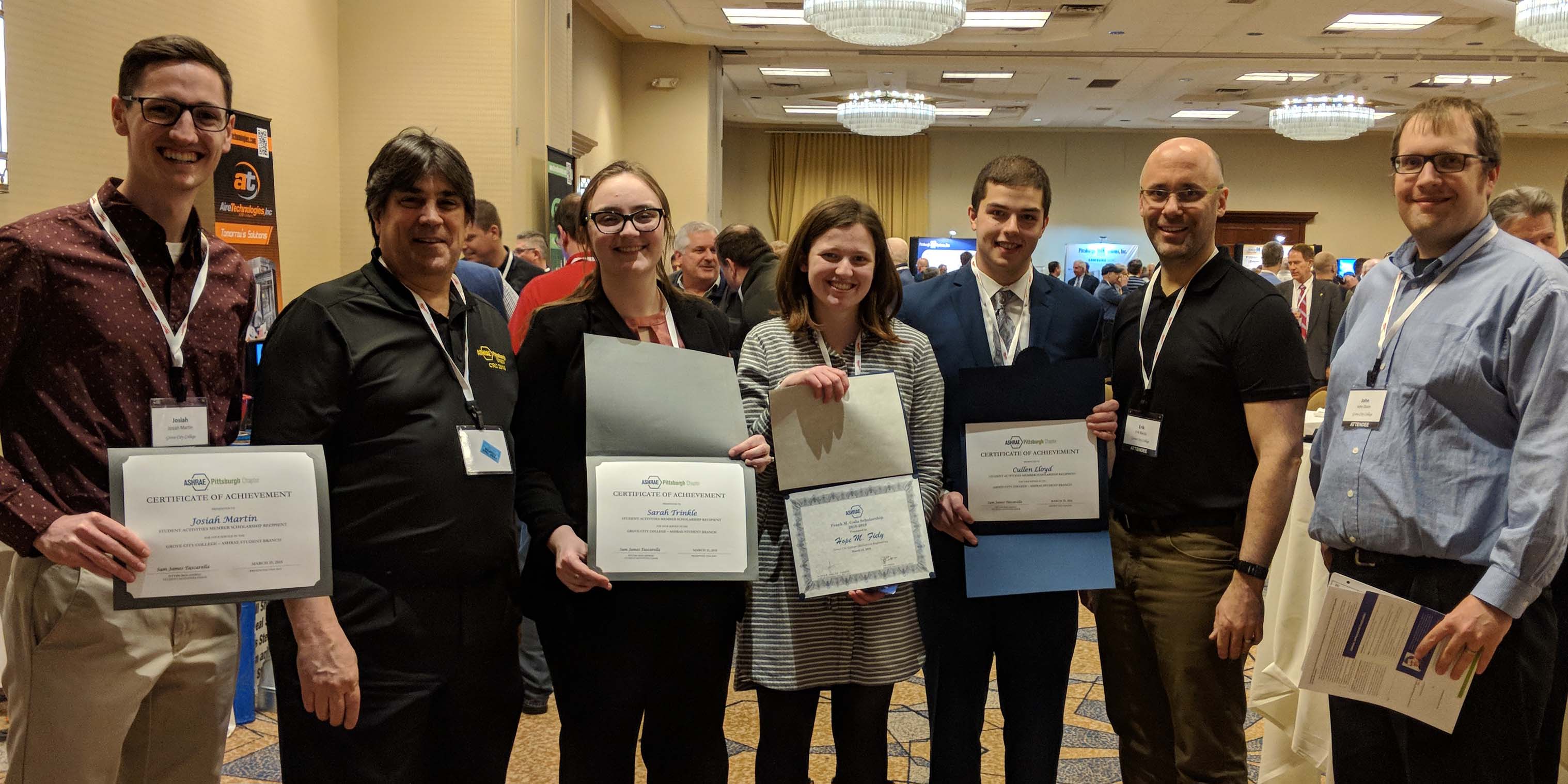 Mechanical engineering undergrads earn awards