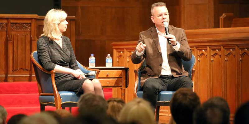 Turkish political prisoner, pastor Brunson speaks at College