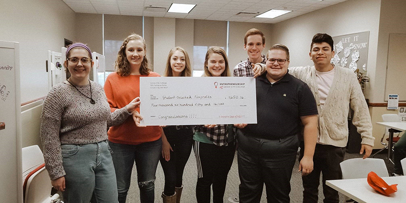 eCommerce class project generates money for charities