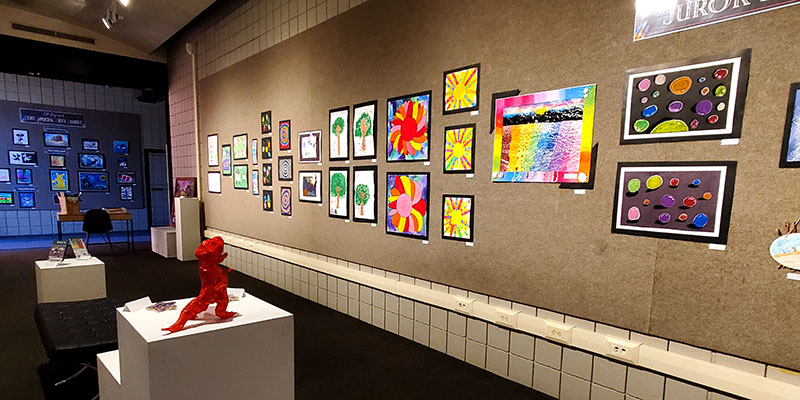 On-campus art gallery showcases Very Special Arts