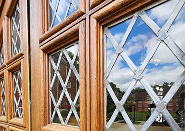 Grove City College volunteers to pack 70,000 meals