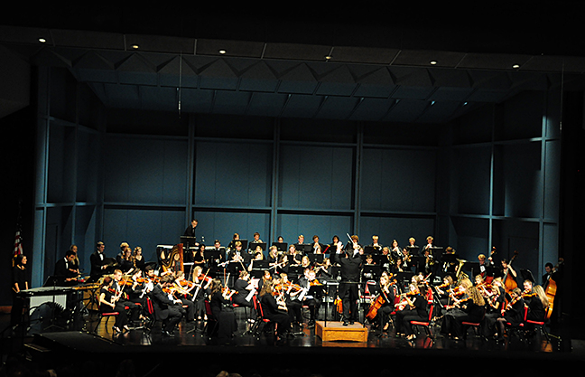 College orchestras tune in on American composers