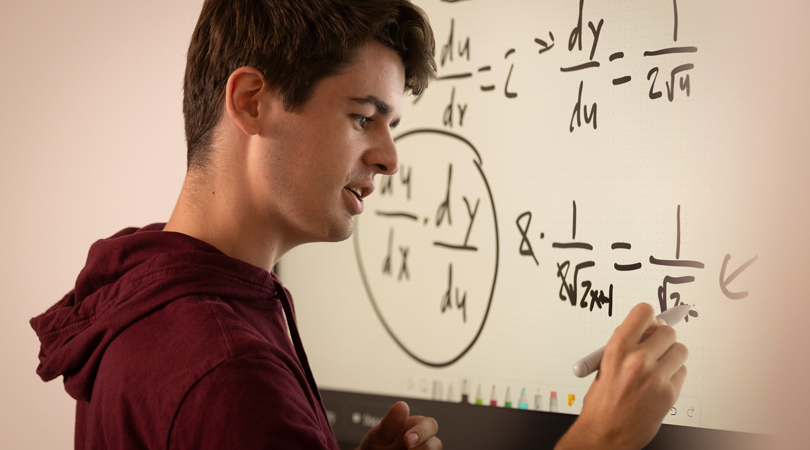 BS-in-Mathematics-body-01_0426