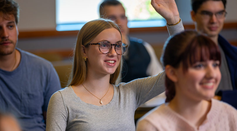 English-Secondary-Education-Certifications-body-01_0326