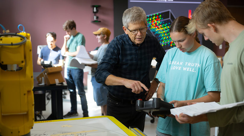 Mechanical-Engineering-Robotics-Body-01_0326