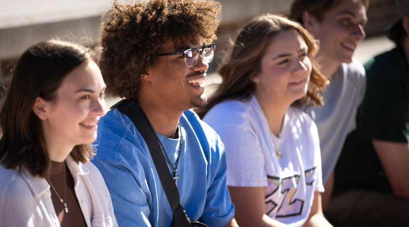 Political-Science-Undergraduate-Research-Opportunities-body-01_0226