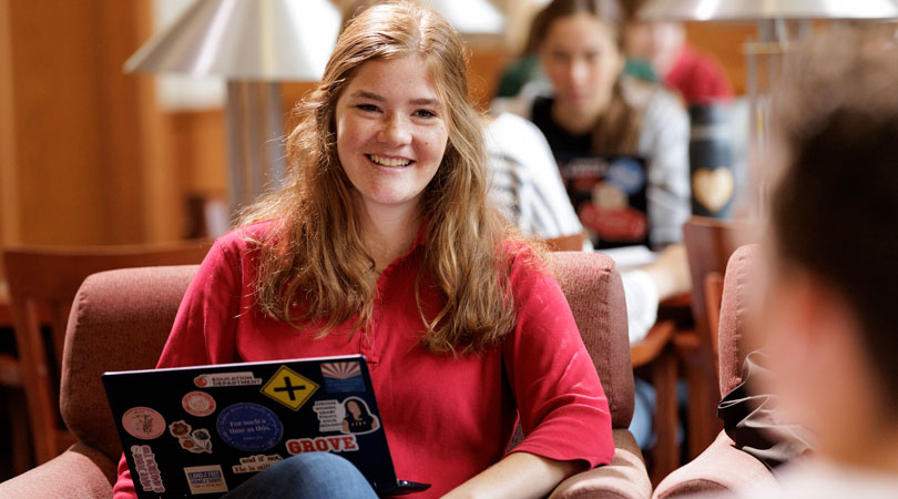 provost-scholarship-body_1125